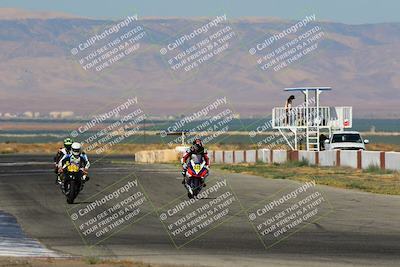 media/Aug-13-2023-CRA (Sun) [[1cfc37a6fb]]/Race 3 600 Superbike/Race/